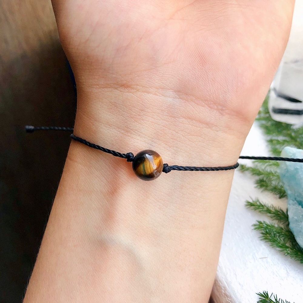 Dainty Tiger’s Eye Stone Bracelet